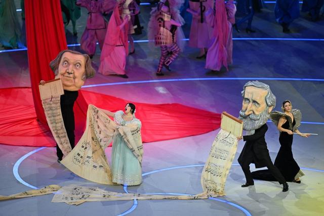 米兰科尔蒂纳冬奥会开幕式:突破常规,双城共舞展创意